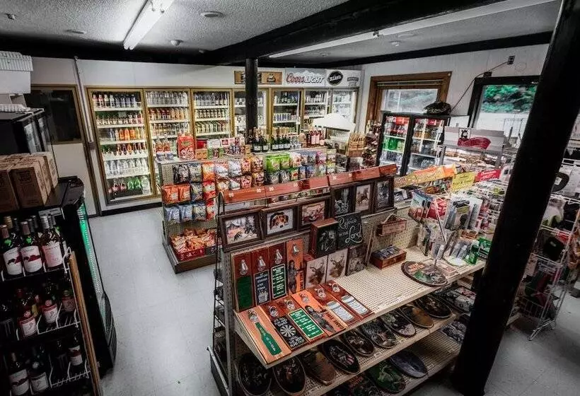 酒店 Gateway Inn & Cabins