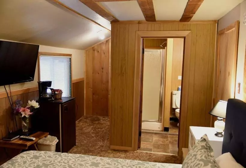 酒店 Gateway Inn & Cabins