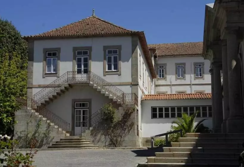 בית מלון כפרי Inatel Entre Os Rios