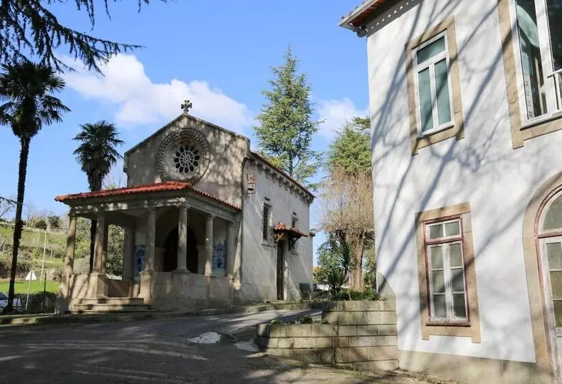 בית מלון כפרי Inatel Entre Os Rios