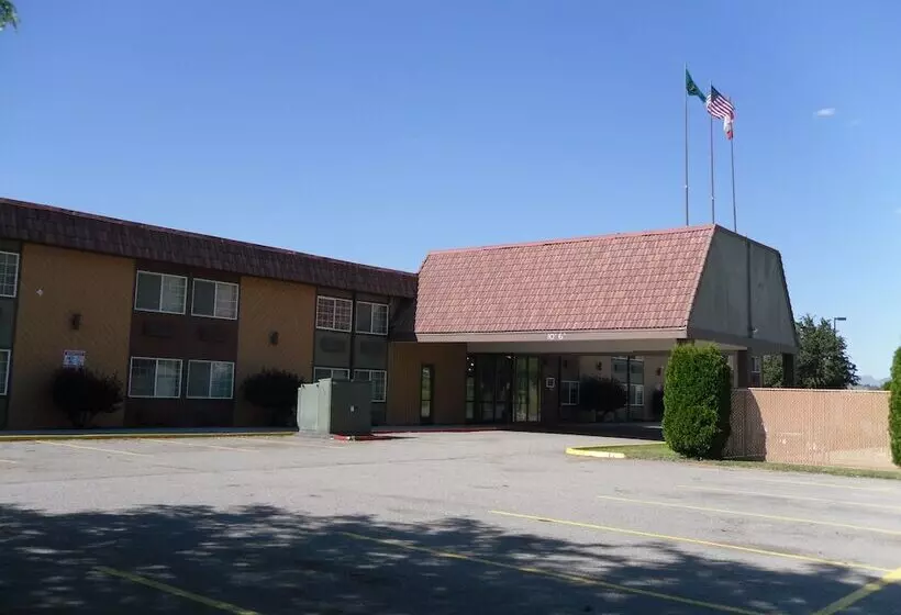 בית מלון כפרי Quality Inn & Suites Okanogan Omak