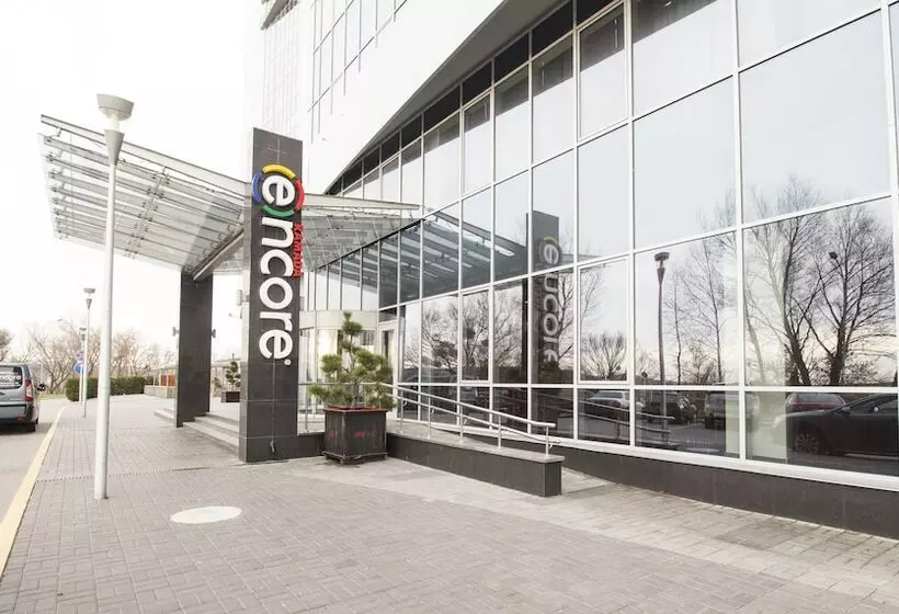 Szálloda Ramada Encore Kyiv