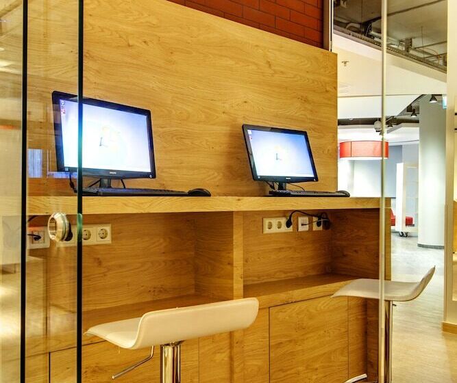 Hotel Ramada Encore Kyiv