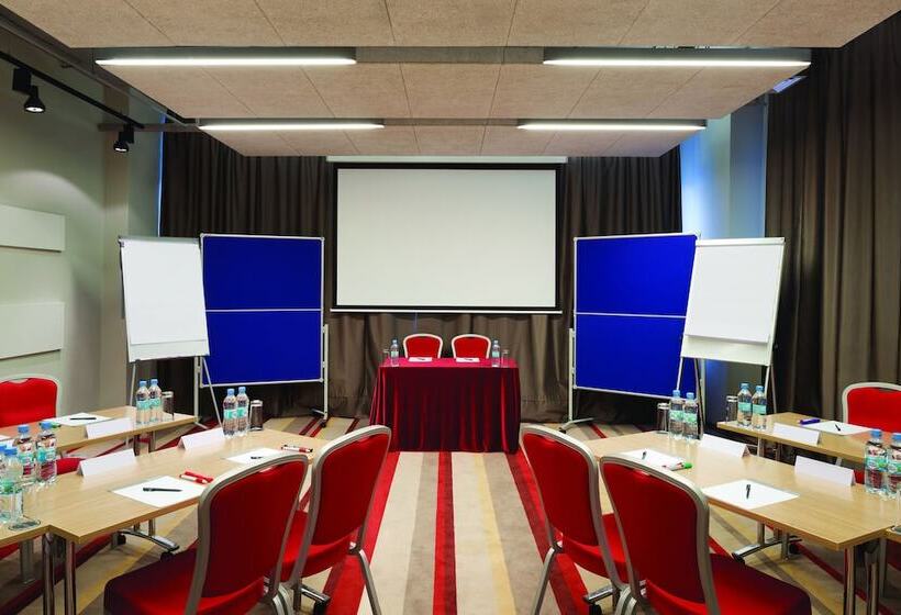 Hotel Ramada Encore Kyiv