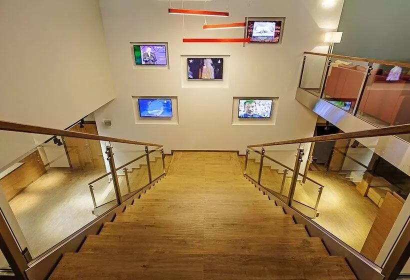 Szálloda Ramada Encore Kyiv