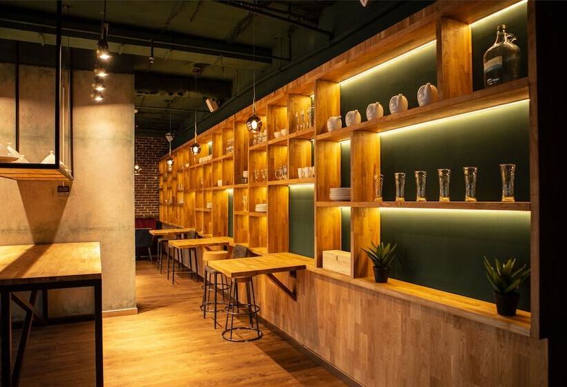 Hotel Ramada Encore Kyiv