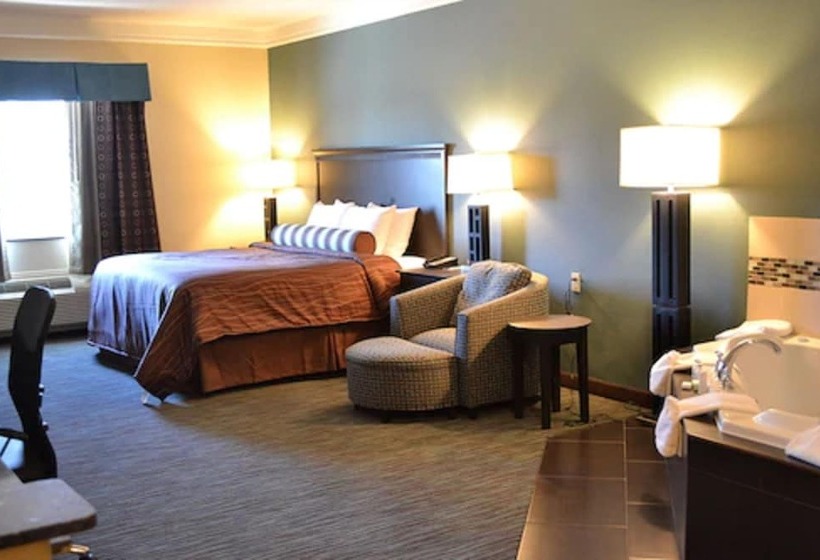 فندق Red River Inn And Suites