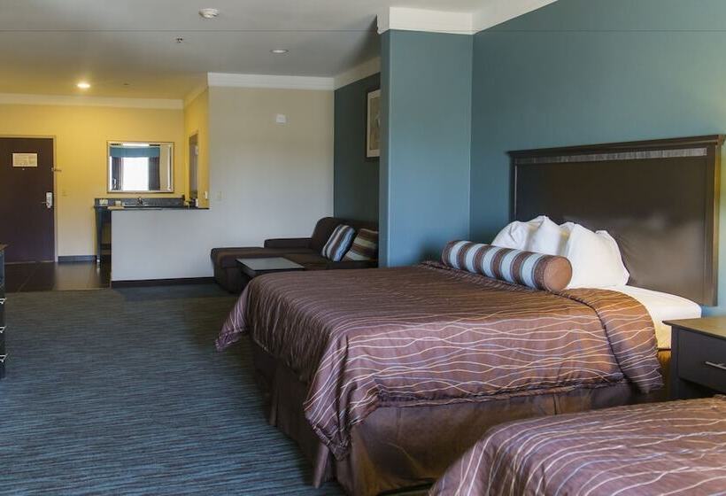 فندق Red River Inn And Suites