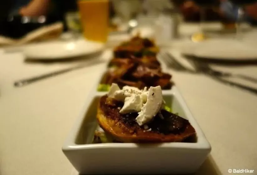 Отель Riverside Hot Springs Inn & Spa Adults Only