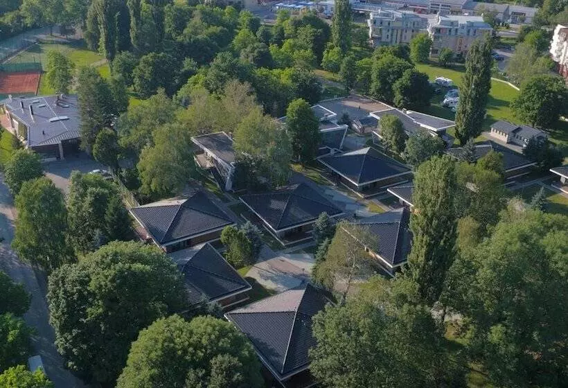 هتل Villas And Apartments Oaza