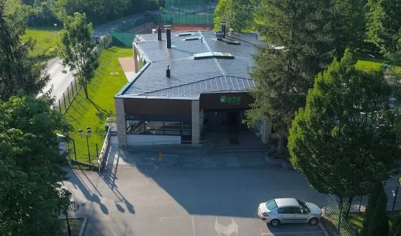 هتل Villas And Apartments Oaza