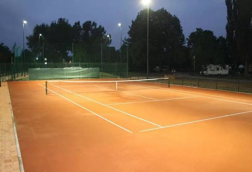 هتل Villas And Apartments Oaza