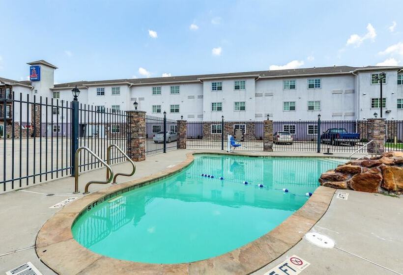 Отель Studio 6orange, Tx