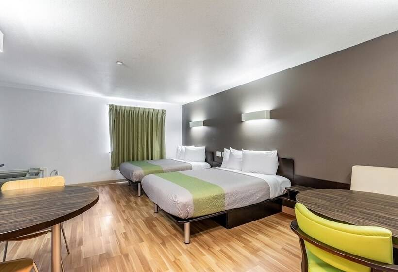 Отель Studio 6orange, Tx