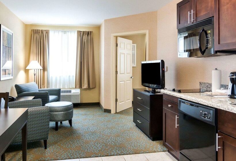 فندق Suburban Studios Quantico