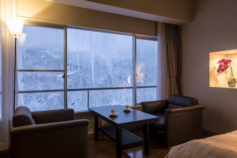 Takamiya Hotel Lucent