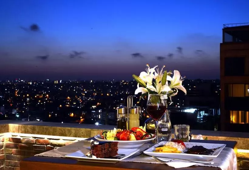 ホテル Taksim Line