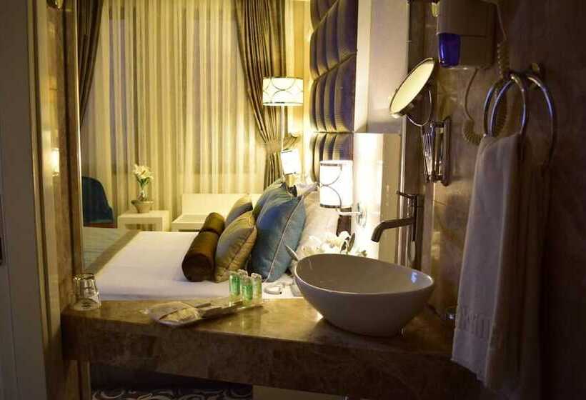 ホテル Taksim Line