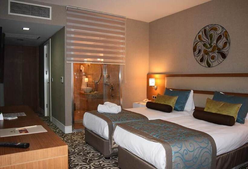 ホテル Taksim Line