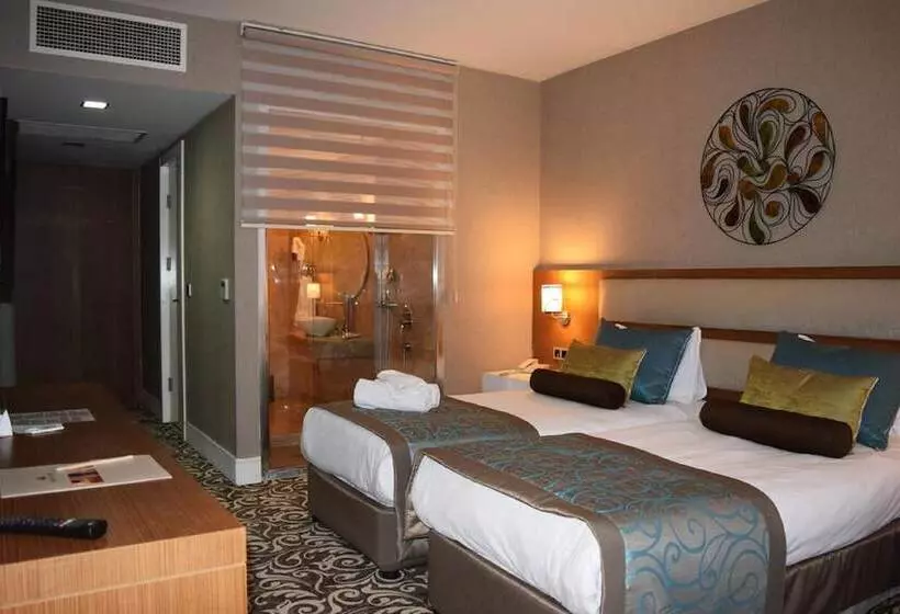 ホテル Taksim Line