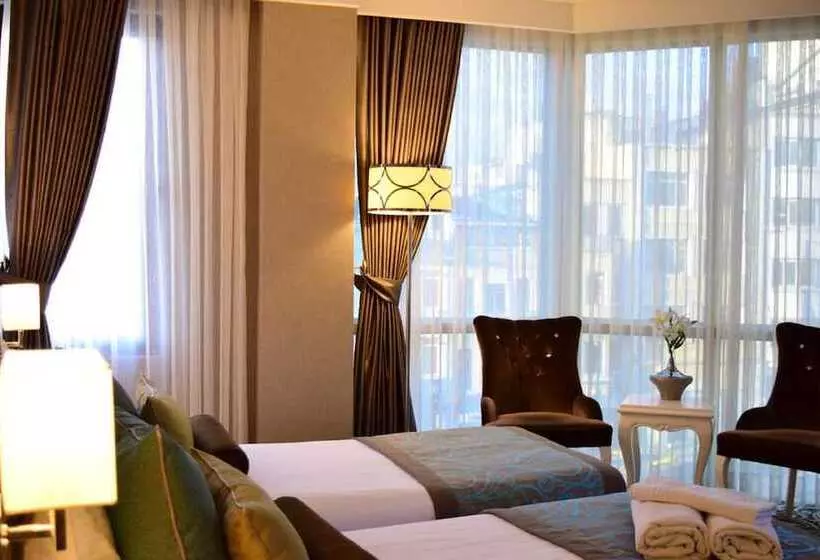 ホテル Taksim Line