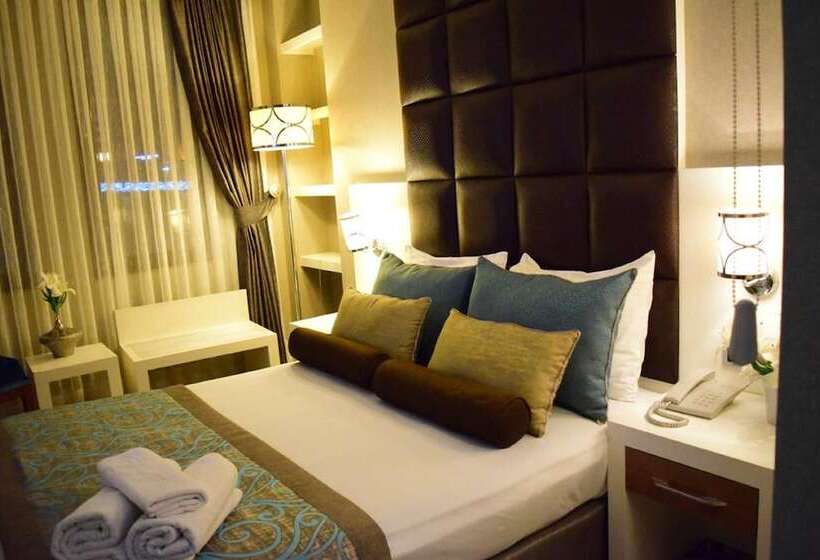 ホテル Taksim Line