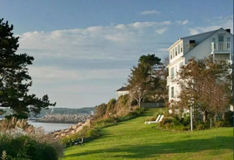 Szálloda The Quarterdeck Inn By The Sea