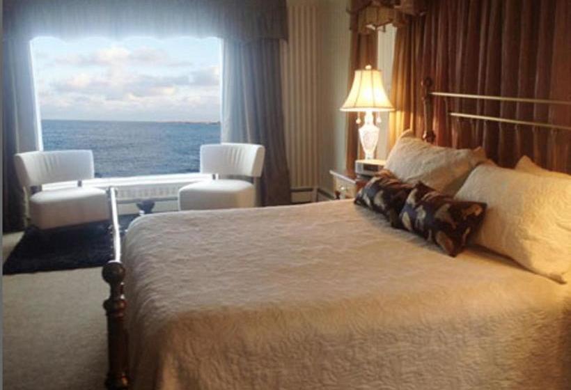 酒店 The Quarterdeck Inn By The Sea