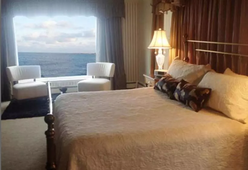 Szálloda The Quarterdeck Inn By The Sea