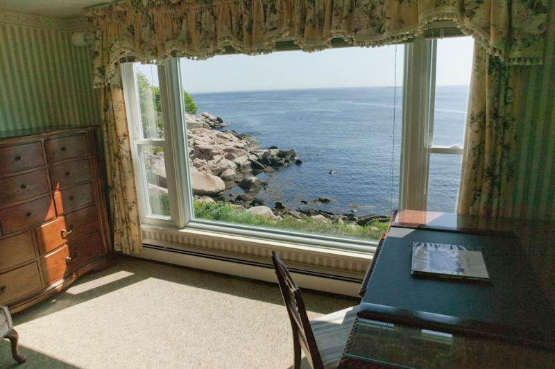 酒店 The Quarterdeck Inn By The Sea