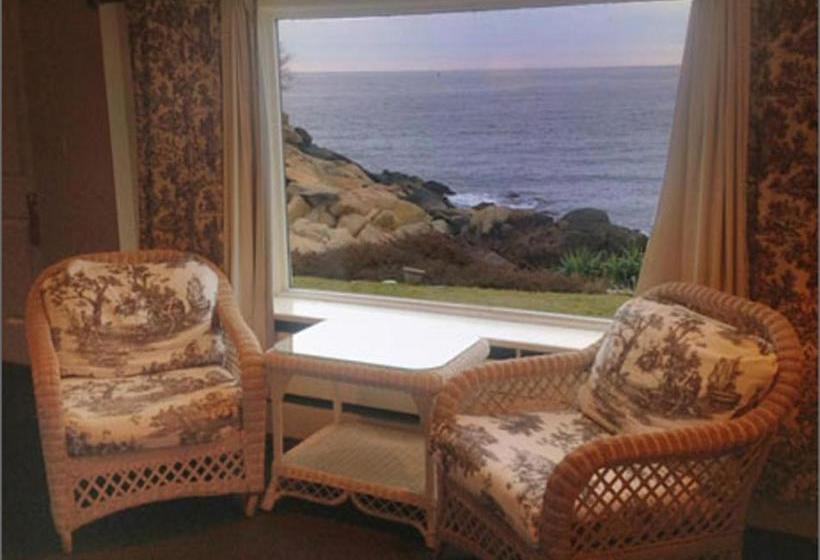 酒店 The Quarterdeck Inn By The Sea