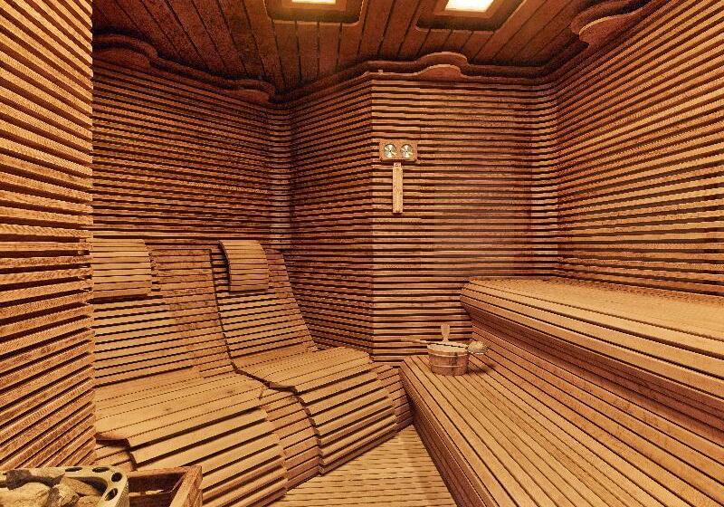 בית מלון כפרי The St. Regis Moscow Nikolskaya