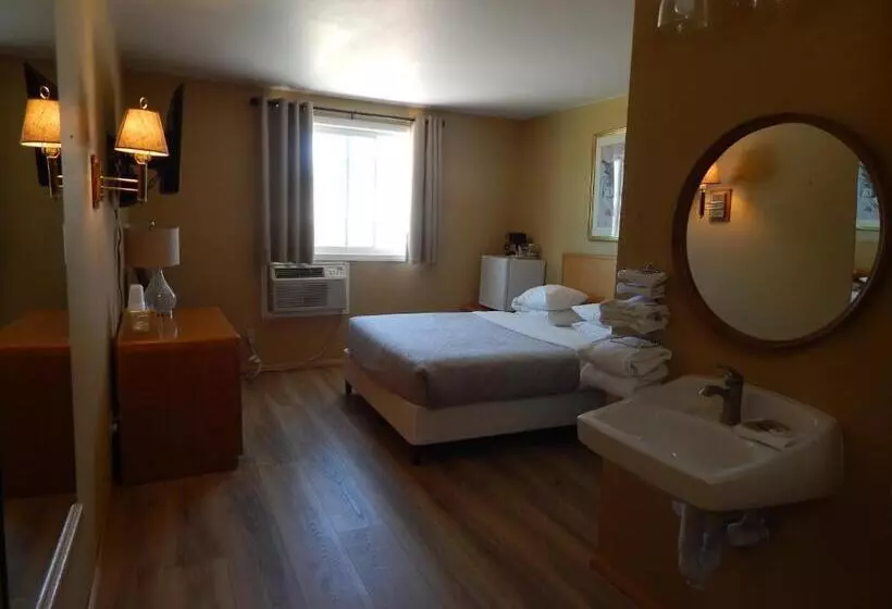 Мотель Alpine Inn