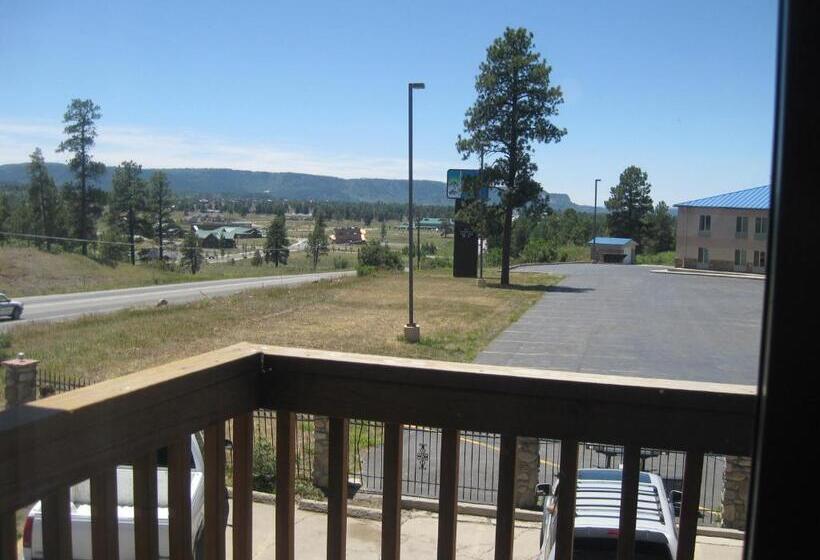 モーテル Alpine Inn