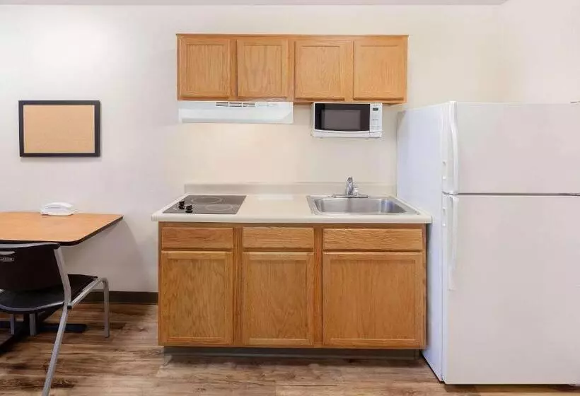 Woodspring Suites Ankeny Des Moines