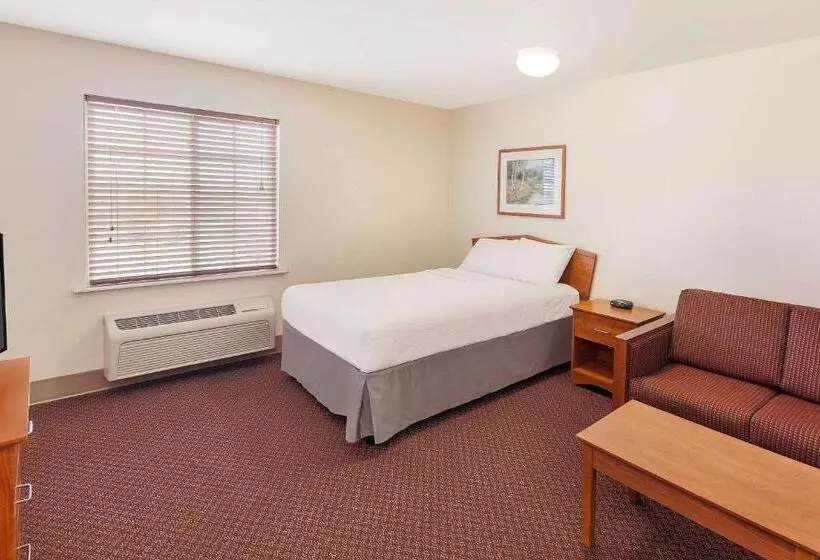 Woodspring Suites Ankeny Des Moines