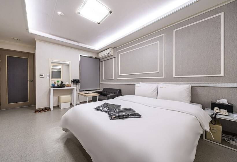 Hotel Pyeongtaek Lx