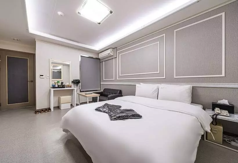Hotelli Pyeongtaek Lx