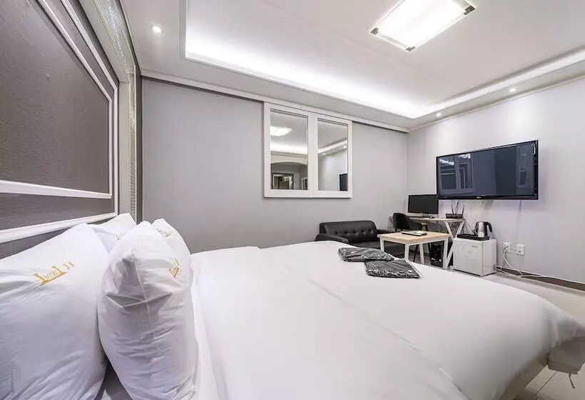 Hotelli Pyeongtaek Lx