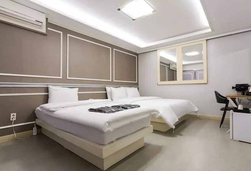 Hotelli Pyeongtaek Lx