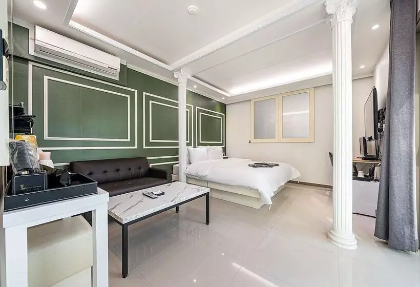 Hotelli Pyeongtaek Lx
