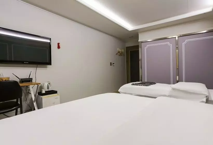 Hotelli Pyeongtaek Lx