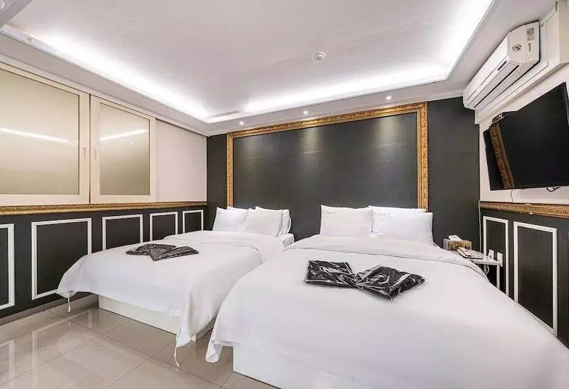 Hotelli Pyeongtaek Lx