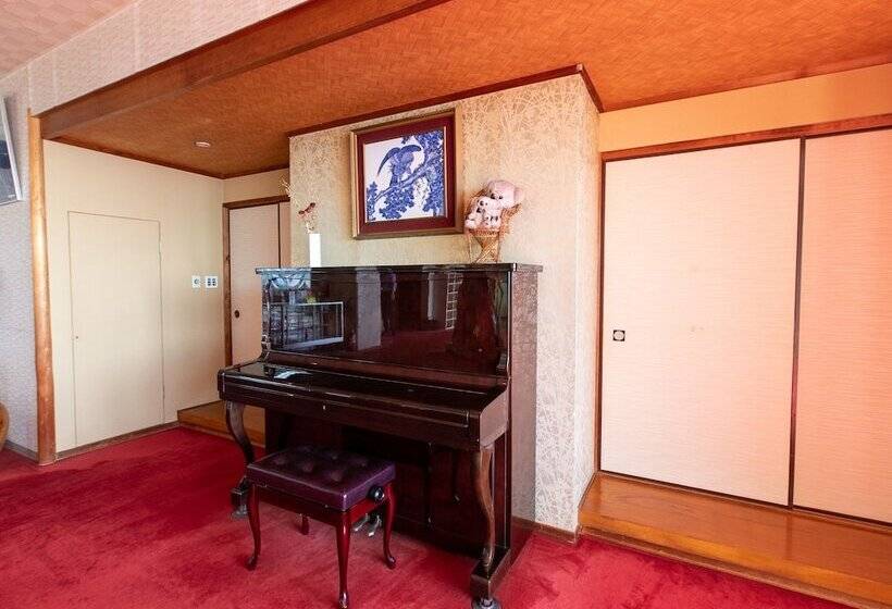 בית מלון כפרי Tabist Setouchi No Yado Takehara Seaside