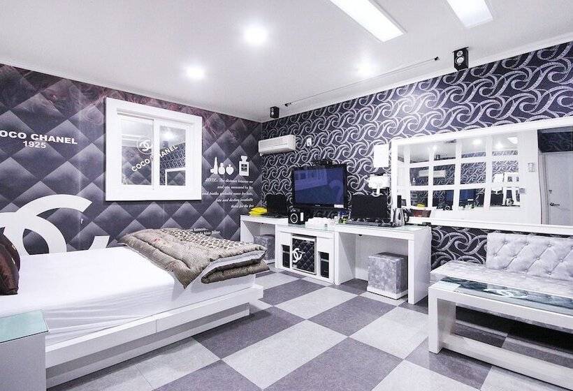 Мотель Gimcheon S