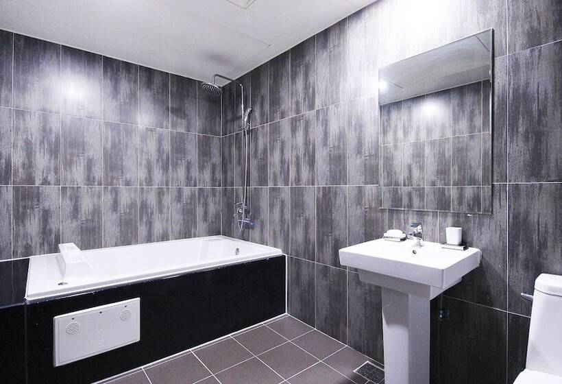 Мотель Gimcheon S