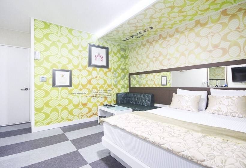 Мотель Gimcheon S