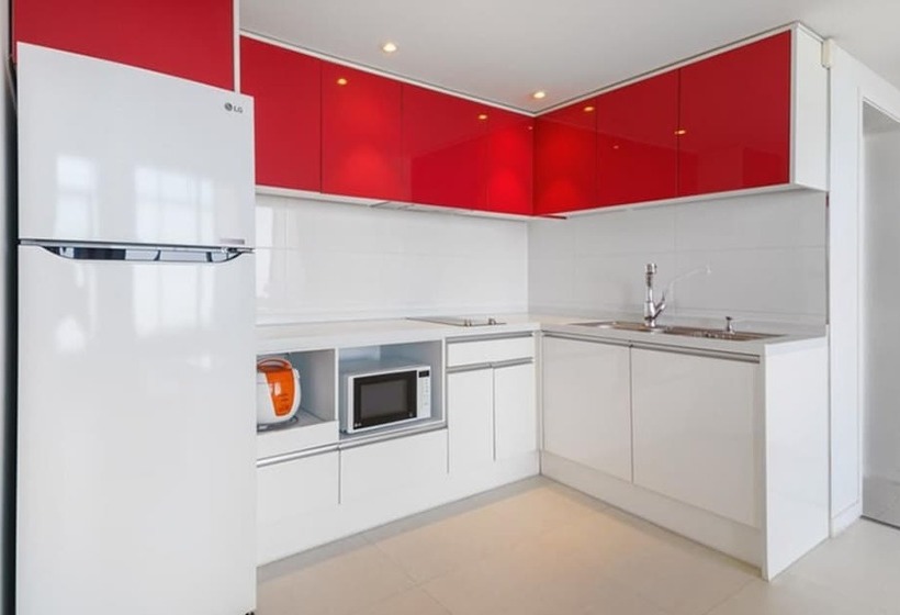 Пансион Goseong Croton Pool Villa