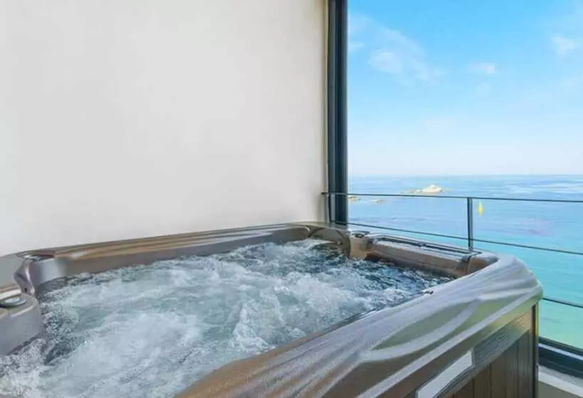 ペンション Goseong Croton Pool Villa
