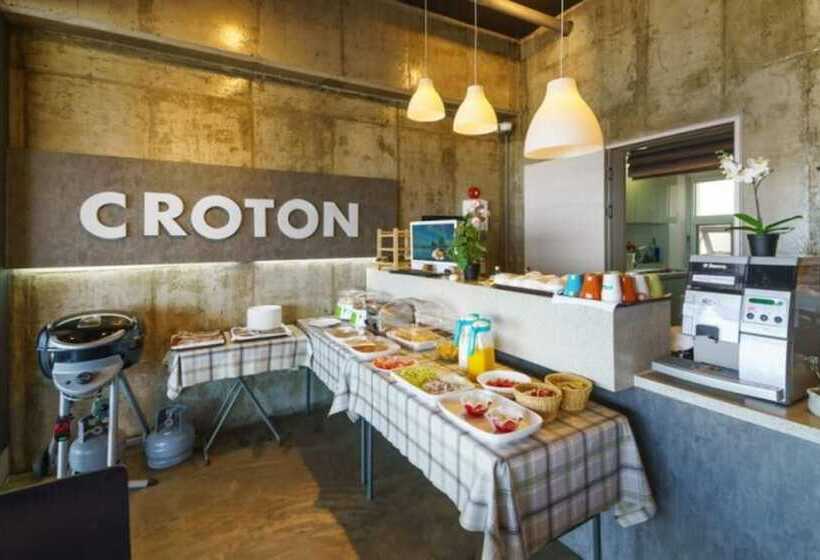 Пансион Goseong Croton Pool Villa